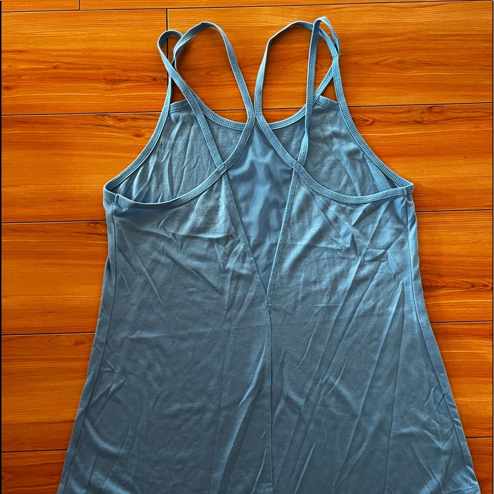 Like new old navy athletic tank